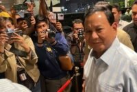 Bakal calon presiden Koalisi Indonesia Maju (KIM) Prabowo Subianto menghadiri acara deklarasi Partai Solidaritas Indonesia (PSI) terkait arah koalisi Pilpres 2024 di Djakarta Theater, Jakarta Pusat, Selasa (24/10). (CNN Indonesia)