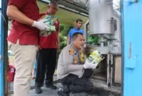 Kapolres Langkat AKBP Faisal Rahmat Husein SIK SH MH memusnahkan barang bukti narkotikan menggunakan Incinerator milik BNNK Langkat.