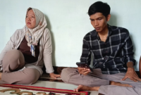 Anggie Ratna, guru honorer SDN 050666 yang dipecat kaseknya karena kerap ikut aksi menolak kecurangan seleksi PPPK Langkat tahun 2023.