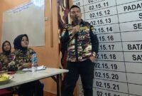 Ketua GM FKPPI Langkat Josua Sitanggang SH memberikan arahan dalam rapat konsolidasi.