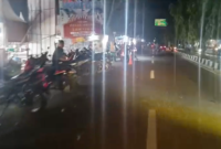 Lokasi pasar malam di Jalan Proklamasi, Kelurahan Kwala Bingai, Kecamatan Stabat, yang digunakan untuk parkir liar.