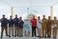 Pj Bupati Langkat Faisal Hasrimy dan Manajer PT PLN UP3 Binjai Darwin Simanjuntak serta Manajer ULP PLN Stabat M Syahrir saat sosialisai BIS LIPIN di Ruang Pola Pemkab Langkat.