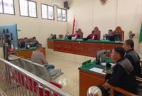 Terdakwa Kepala Desa Kuala Musam, Kecamatan Batang Serangan, Langkat Elvius Sembiring menjalani persidangan di PN Stabat.