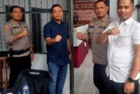 Karutan Tanjung Pura Jimri Anton Nababan didampingi KaPLP Efri Yanto dan Kapolsek Tanjung Pura AKP Zul Iskandar Ginting monitoring Pilkada di TPS Khusus.