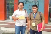 Luthfi Hakim Fauzie bersama kuasa hukumnya Sofyan Gajah dari LBH Medan