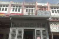 Kantor penyalur tenaga kerja PT WKU di Jl Karya Wisata, Medan Johor, Kota Medan.