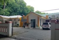 Kantor Dinas Kesehatan Kabupaten Langkat di Kelurahan Kwala Bingai, Kecamatan Stabat, Langkat.