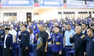 Ketua DPW NasDem Sumut Iskandar ST bersama ribuan kader BAPERA di GOR Langkat Berseri, Stabat beberapa waktu lalu