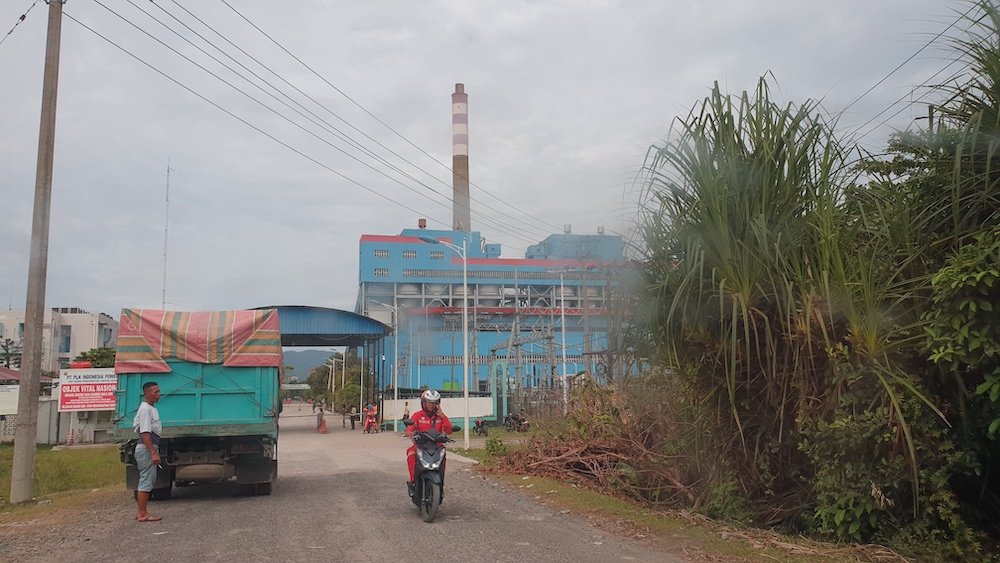 Pembangkit Listrik Tenaga Uap Labuhan Angin di Tapanuli Tengah, Sumatera Utara