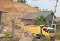 Aktivitas Galian C ilegal yang dikelola Jos di Kelurahan Tanjung Selamat, Kecamatan Padang Tualang, Langkat.