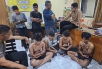 Keempat kawanan geng motor (Gemot) yang berhasil diamankan warga