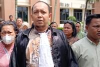 Muhammad Iqbal Zikri dan Wahyu Ridhoni usai mengikuti sidang di PN Stabat.