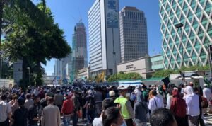 ubagprpvvnxgblamfad0 Massa Aksi Reuni PA 212 bergerak ke arah Jalan Sudirman, Kamis (2/12). Foto: Nugroho GN/kumparan