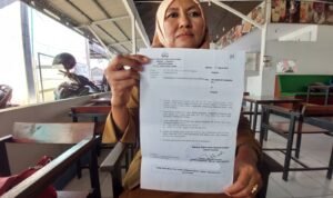 Korban penggelapan mobil.