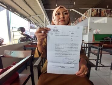 Sri Hartati Ningsih korban penggelapan mobil.