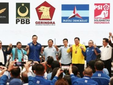Para sekretaris jenderal partai politik anggota Koalisi Indonesia Maju (KIM) bakal menduduki posisi jajaran Wakil Ketua Tim Kampanye Nasional Prabowo Subianto-Gibran Rakabuming Raka. (CNN Indonesia)