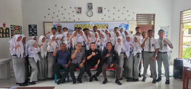 
SMAN 1 Wampu Gelar Pelatihan Jurnalistik, Kasek : Salah Manyampaikan Informasi dapat Dipidana