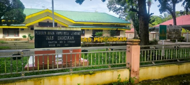 
Ditagih Uang Pengurusan PPPK, Kasek SD Negeri di Padang Tualang Ancam Guru