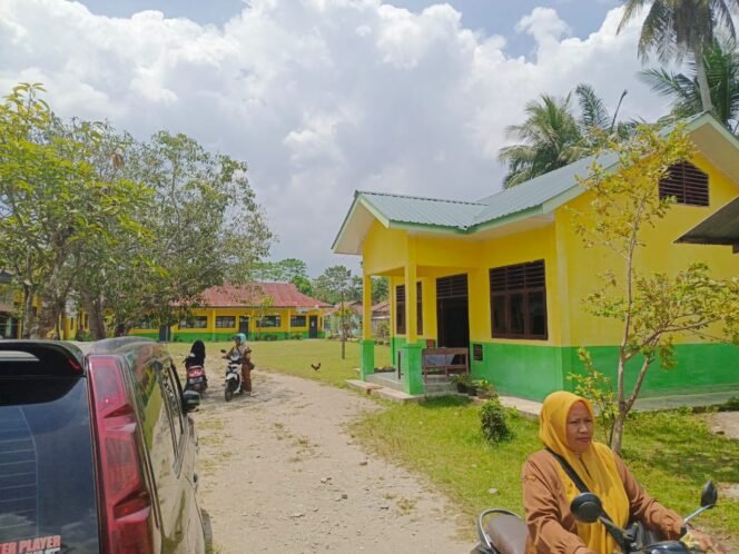 
SDN 056010 Cempa, Kecamatan Hinai, Kabupaten Langkat.