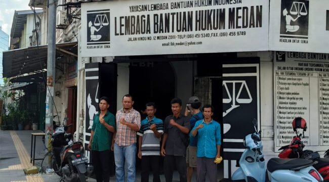 Warga Kwala Langkat meminta pendampingan hukum ke LBH Medan, Senin (22:4:2024) siang