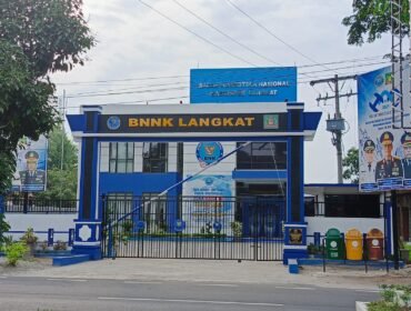 Kantor BNNK Langkat Di Jalan Proklamasi, Kelurahan Kwala Bingai, Kecamatan Stabat, Langkat.