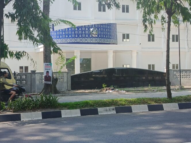 
Kampus STKIP Al-Maksum di Kelurahan Kwala Bingai, Kecamatan Stabat, Kabupaten Langkat.