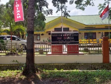 Kantor Dinas Pendidikan Kabupaten Langkat.