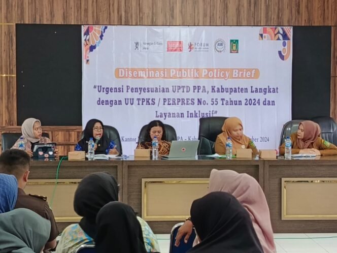 
ASB menggelar disemasi publik terkaut UU TPKS di DInas PPKB dan PPA Langkat.