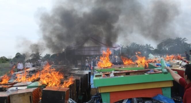 
Mesin judi yang dimusnahkan di Mapolda Sumut.