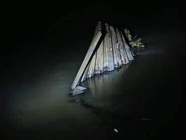 Sheet Pile baja di aliran sungai di Desa Perdamaian, Kecamatan Binjai, Langkat yang digasak maling.