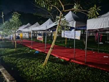 Stan di Alun-alun T Amir Hamzah Stabat yang dielola Meri disewakan dengan biaya yang cukup besar.