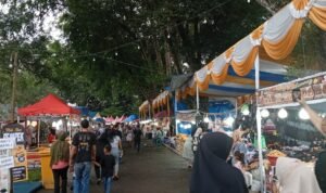 Stand-stand yang dibandrol Rp2 juta untuk biaya sewa selama 3 hari