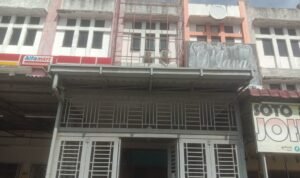 Kantor penyalur tenaga kerja PT WKU di Jl Karya Wisata, Medan Johor, Kota Medan