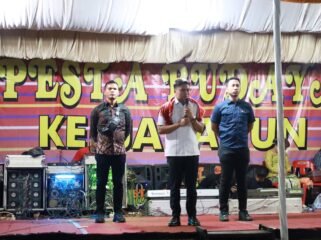 Pimpinan DPRD Sumut Ricky Anthony menghadiri Pesta Kerja Tahun di Desa Bekiung, Kecamatan Kuala.