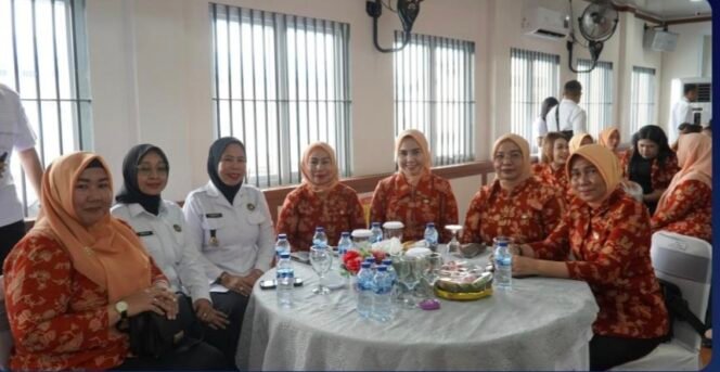 
Semangat Hari Bhakti Pemasyarakatan, Lapas Perempuan Medan Ikuti Tasyakuran HBP Ke-61