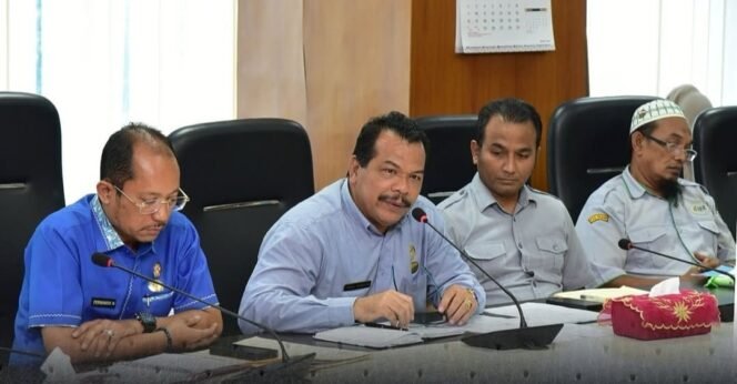 
Diduga Kerja Sama Dirop PUD Pasar dan Kapas Lau Chi Mainkan Kutipan Harian, Hasilkan Rp360 Juta per Bulan