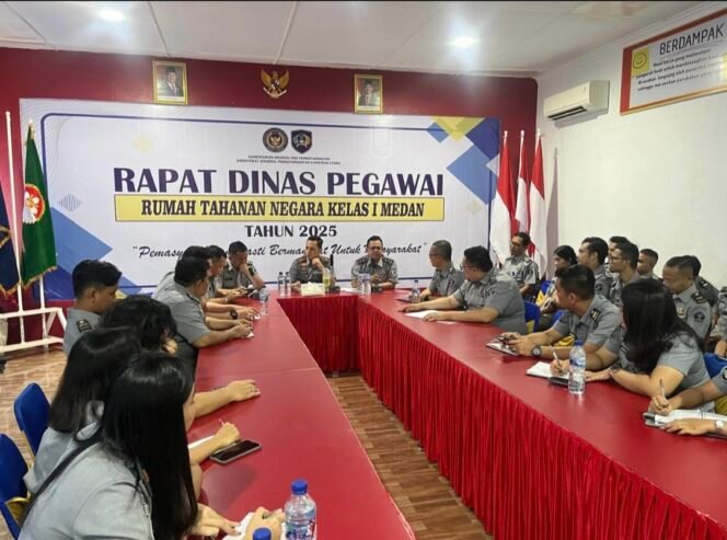 
Rutan Medan Gelar Rapat Dinas, Evaluasi Kinerja Masing-Masing Seksi