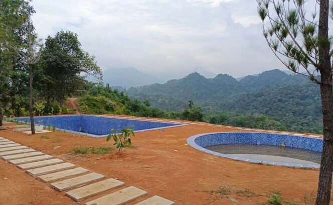 
Dua kolam renang di kawasan Hutan Produksi Tetap di Desa Lau Damak, Kecamatan Bahorok, yang disebut-sebut milik Bupati Langkat H Syah Afandin.