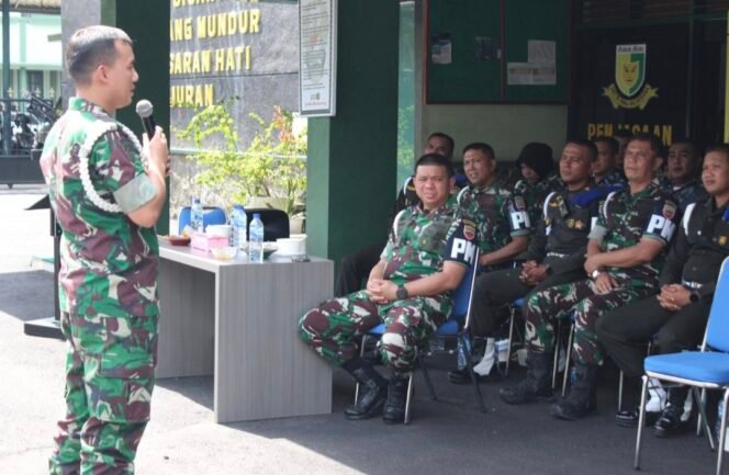 
Mayor Cpm Aditya Rakhman Pamitan Jelang Ikuti Pendidikan Sespim Polri di Lembang