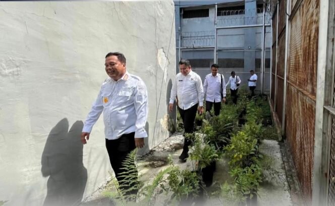 
Kalapas Kontrol Branggang,Deteksi Dini Gangguan Kamtib Lapas Pancur Batu